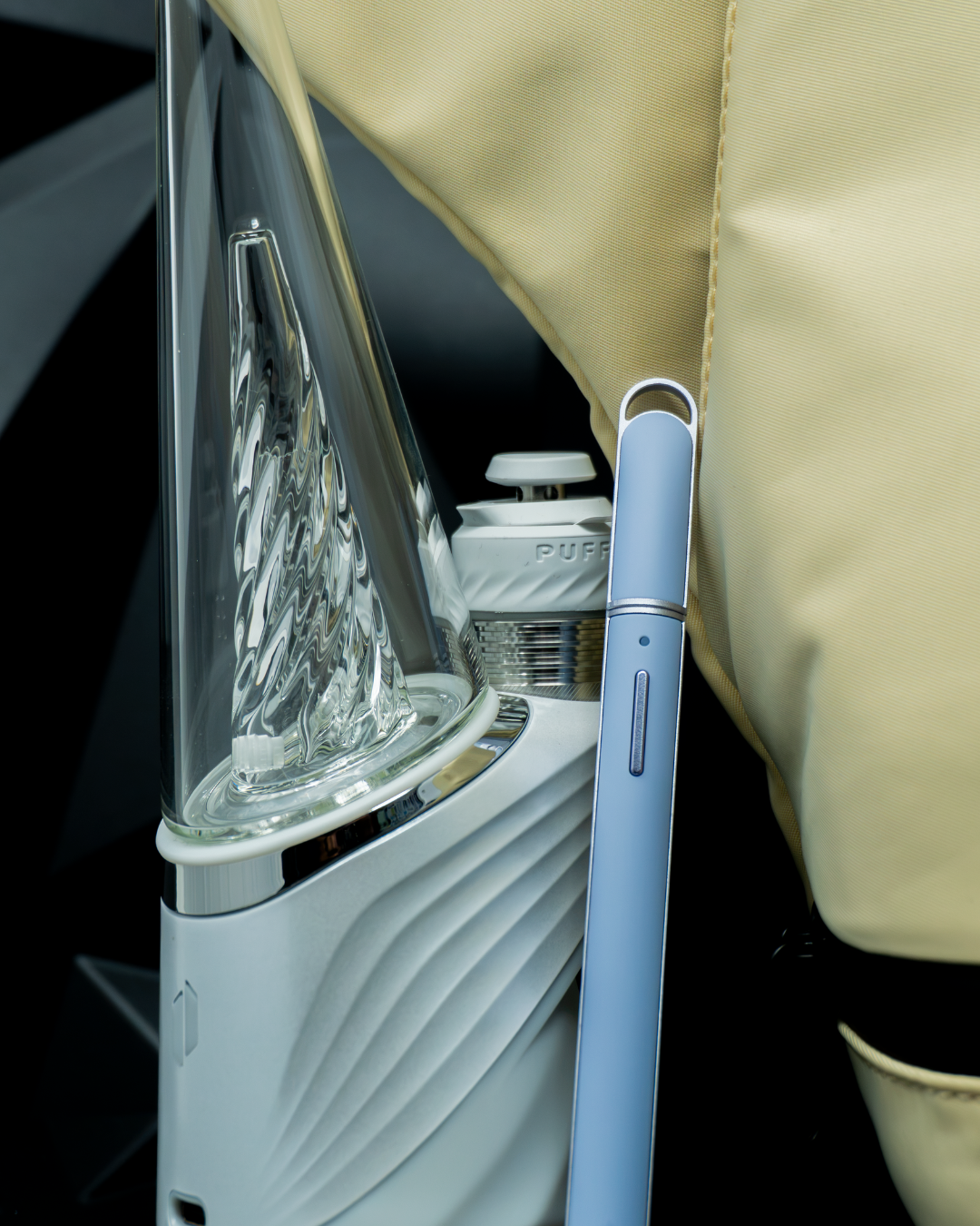 Peak Pro 3DXL (Onyx or Pearl Only) + Puffco Hot Knife + Journey Bag Bundle