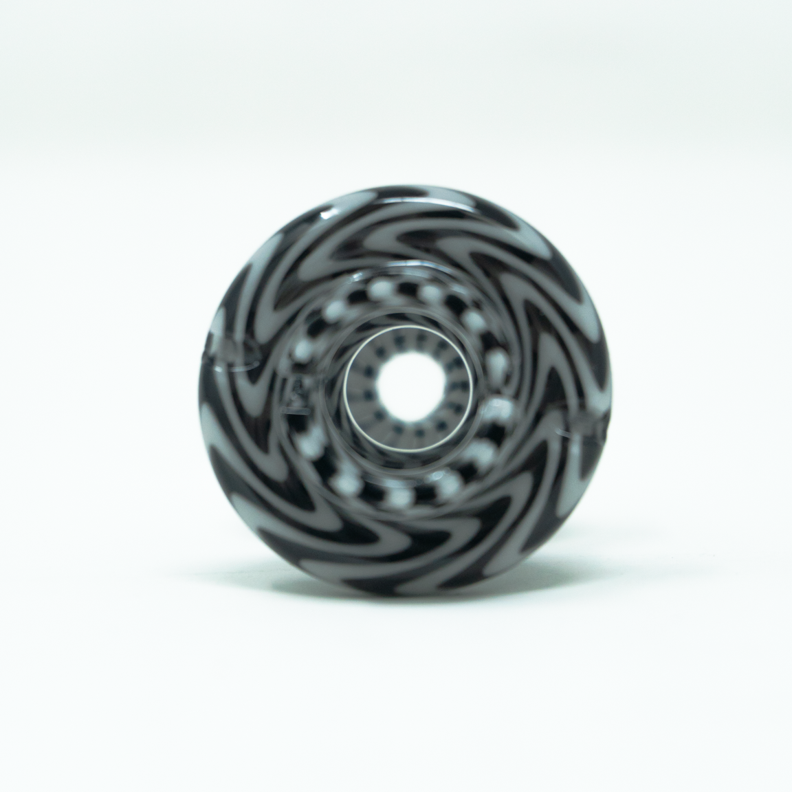 Slugworth Glass -  Wigwag Puffco Pivot Top Black & White Spiral