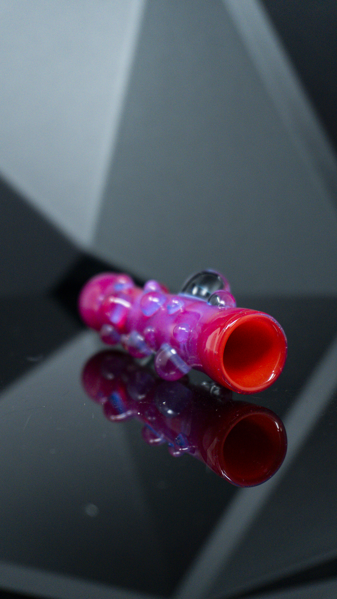 Schutz Glass Fancy Bat Chillum