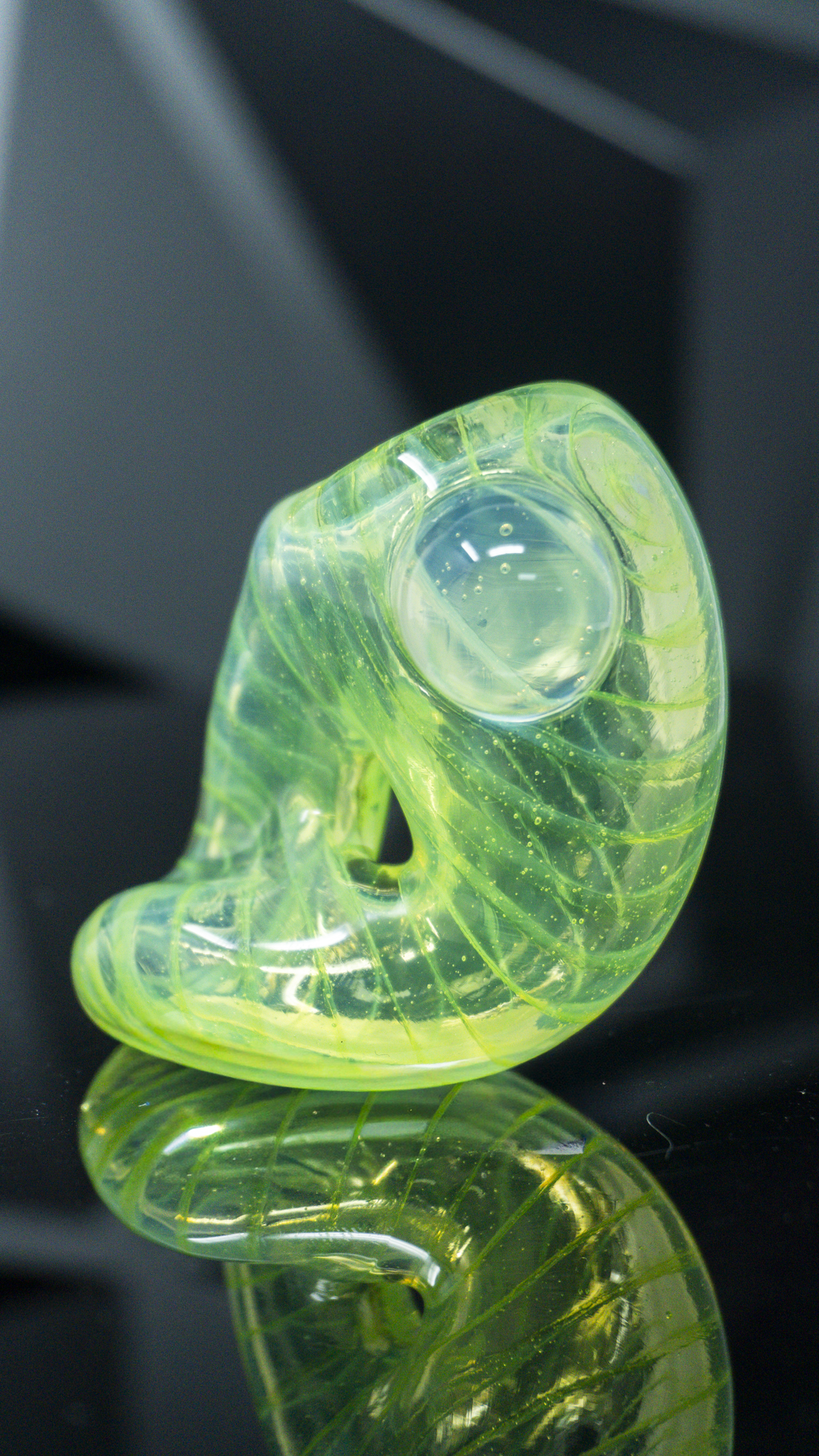 Schutz Glass Color Coil Infinity Hand Pipe