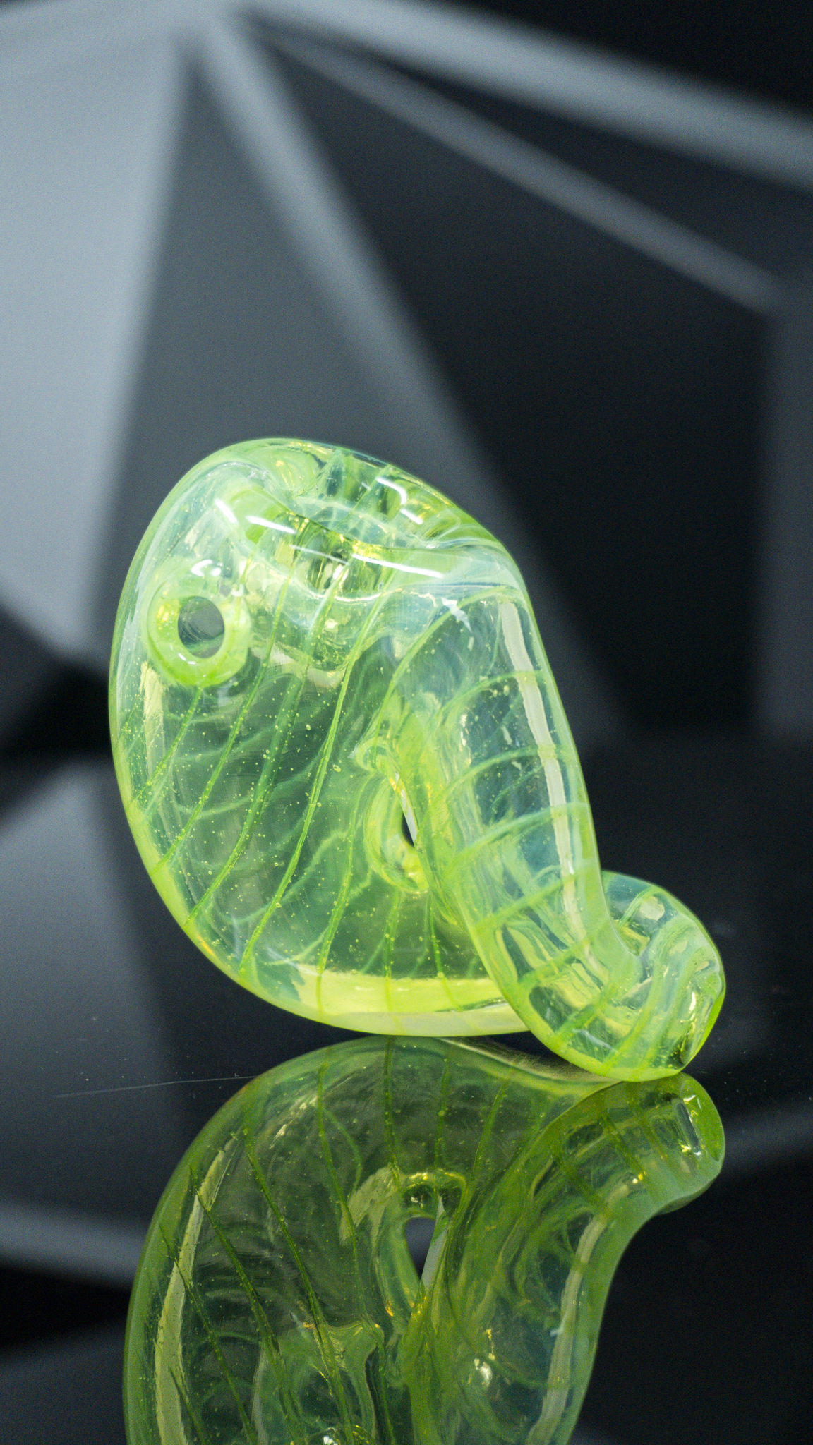 Schutz Glass Color Coil Infinity Hand Pipe