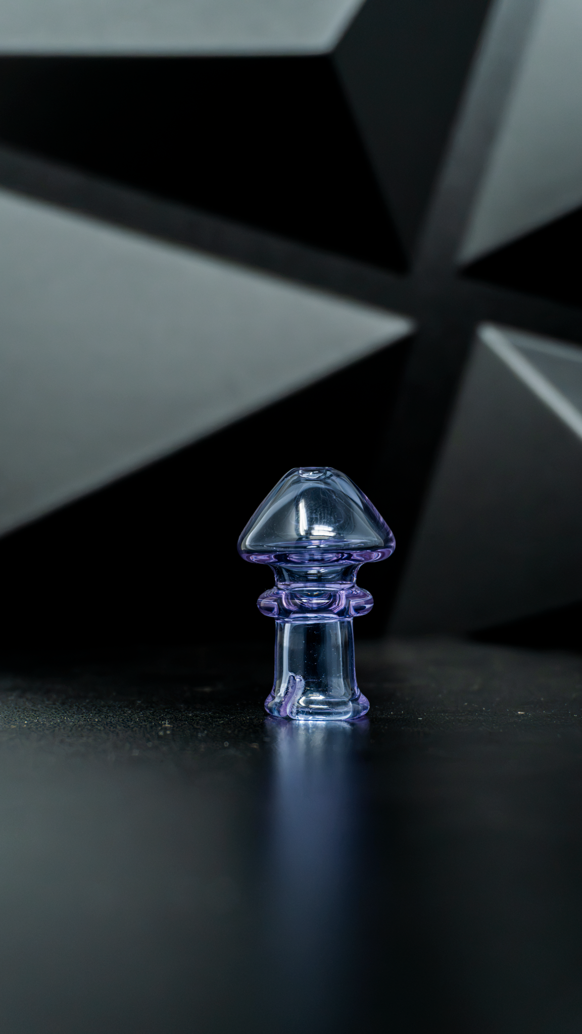 Logan Ryan Glass -  Small Color Pivot Top
