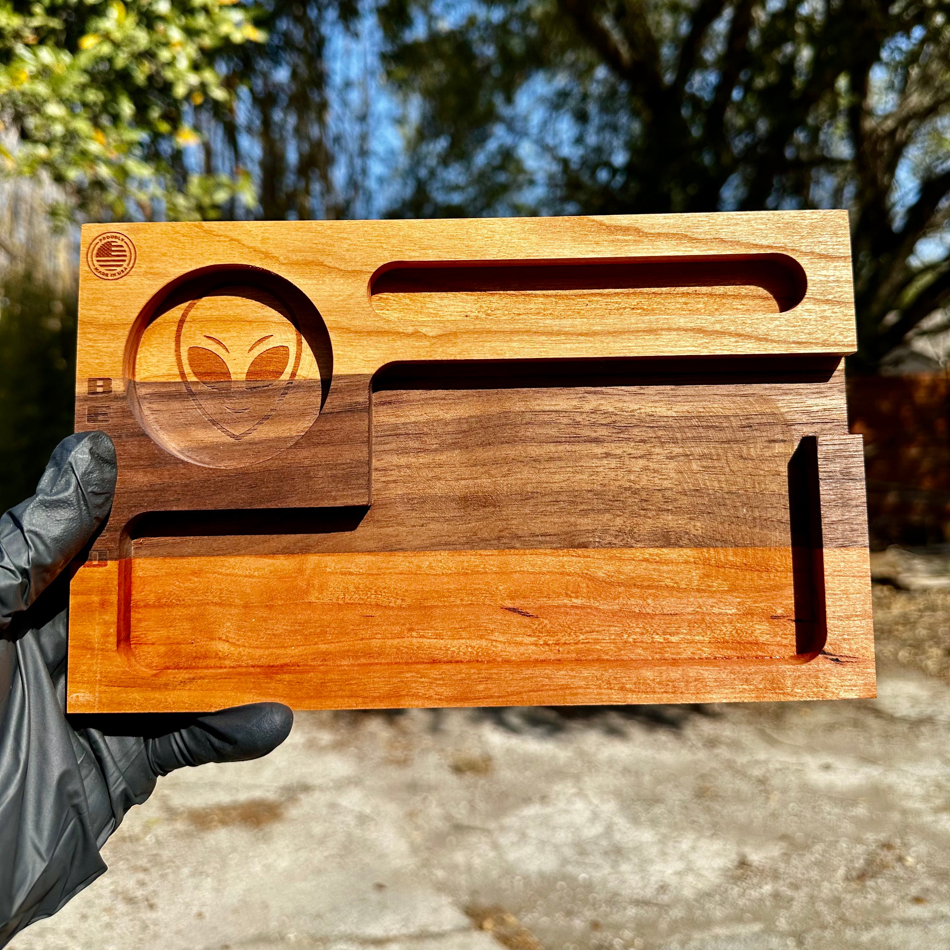 Authentic Wooden Rolling  Tray With Alien Logo