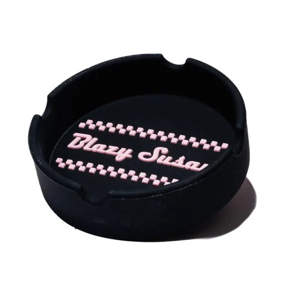 Blazy Susan - Classic Silicone Ashtray