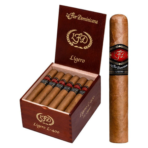 La Flor Dominicana - Ligero : L 400 Toro
