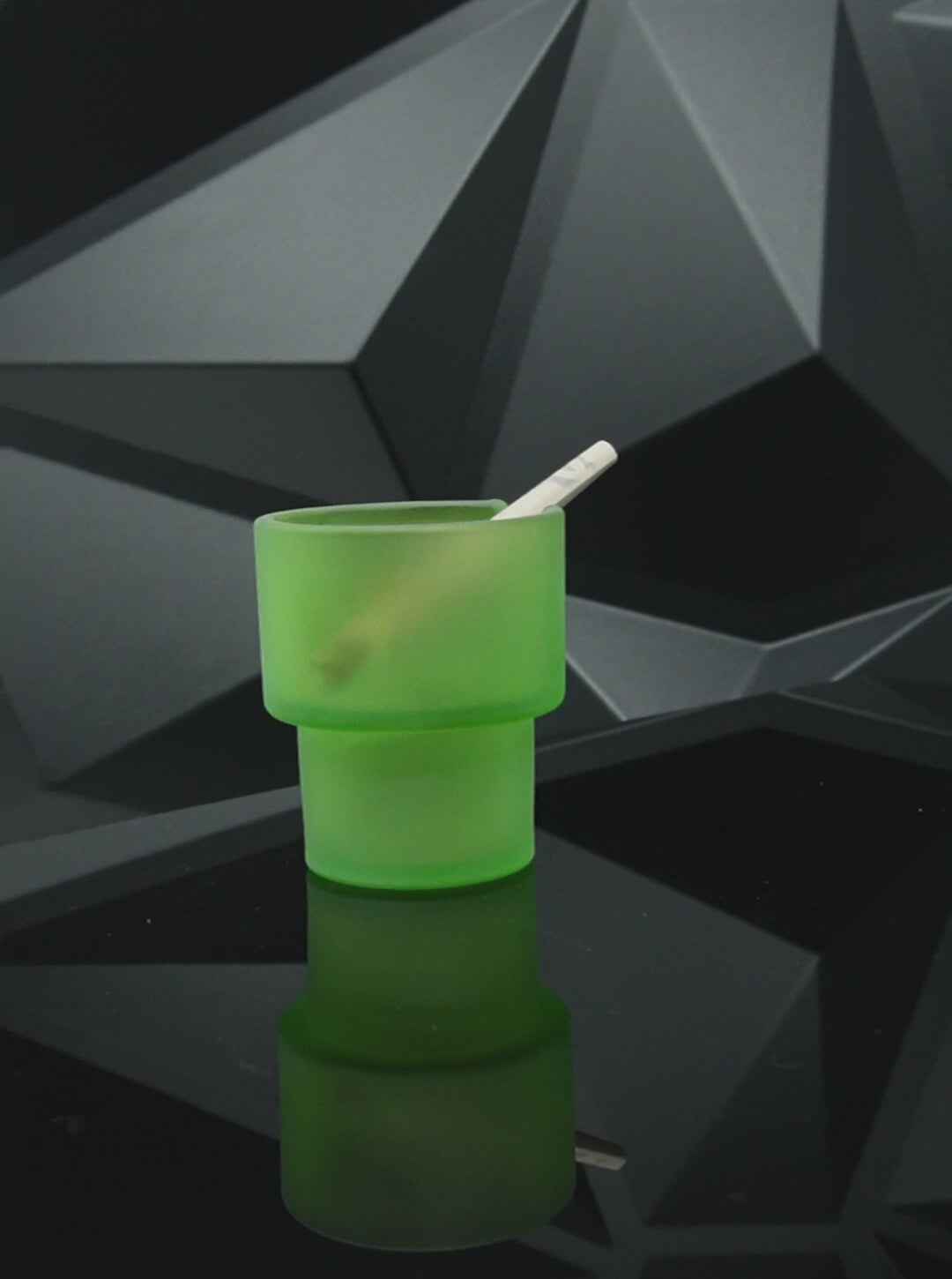 Load video: Nwtn Home Flower Pots Stackable Ashtray