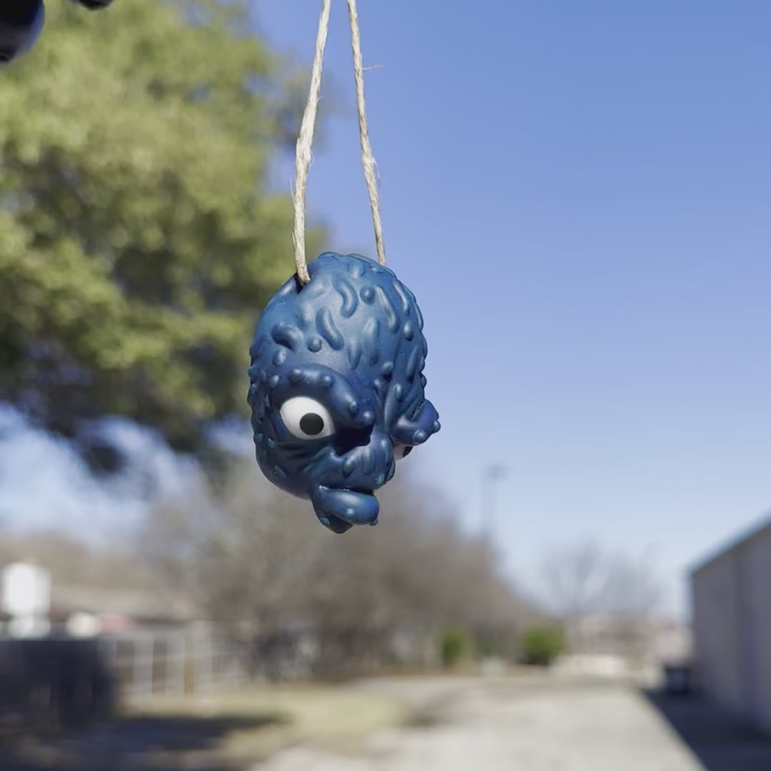 Load video: Rob Morrison Alien Cookie Monster Pendy