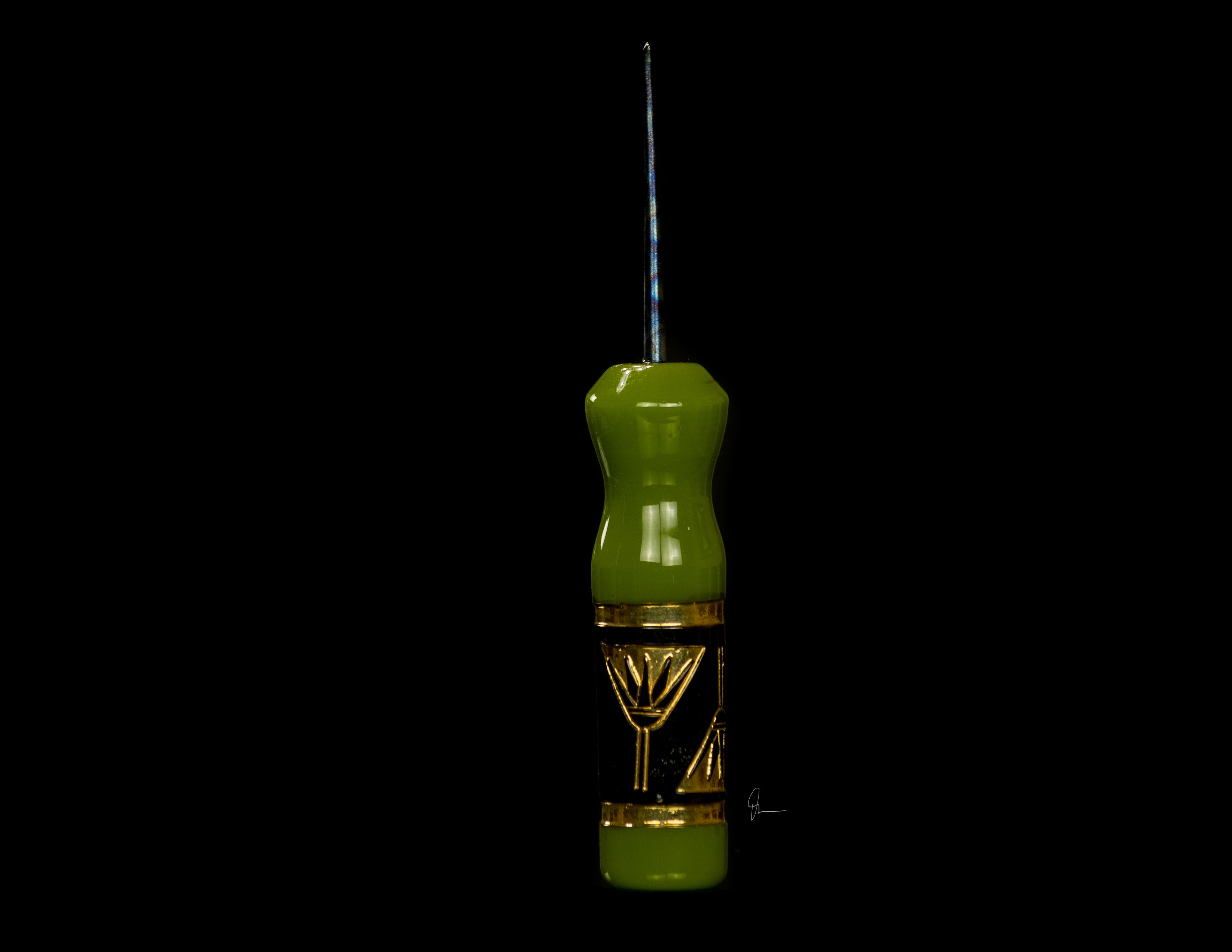 Green T Glass Dabber