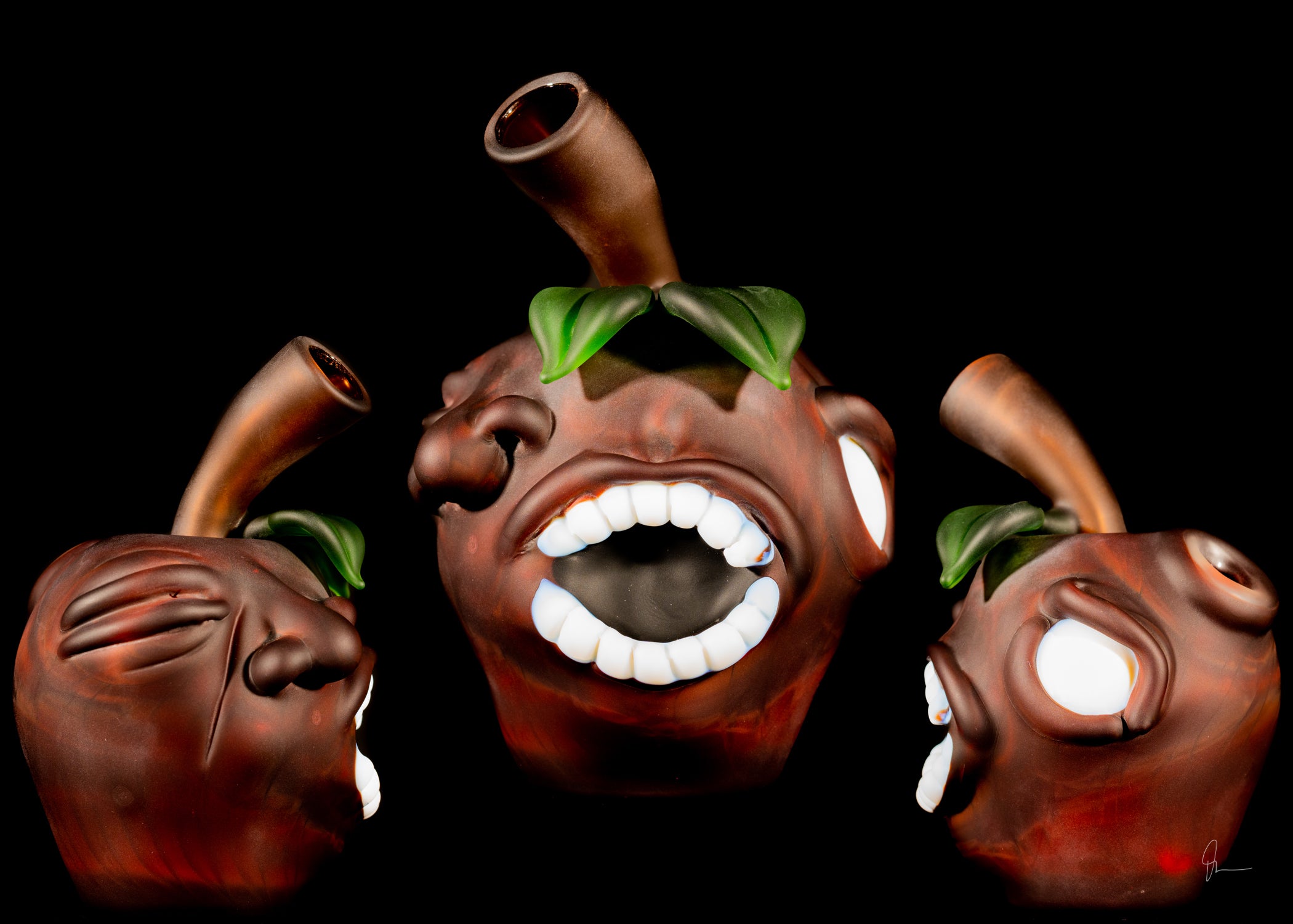 Pouch Glass - Behelit Apple Rig