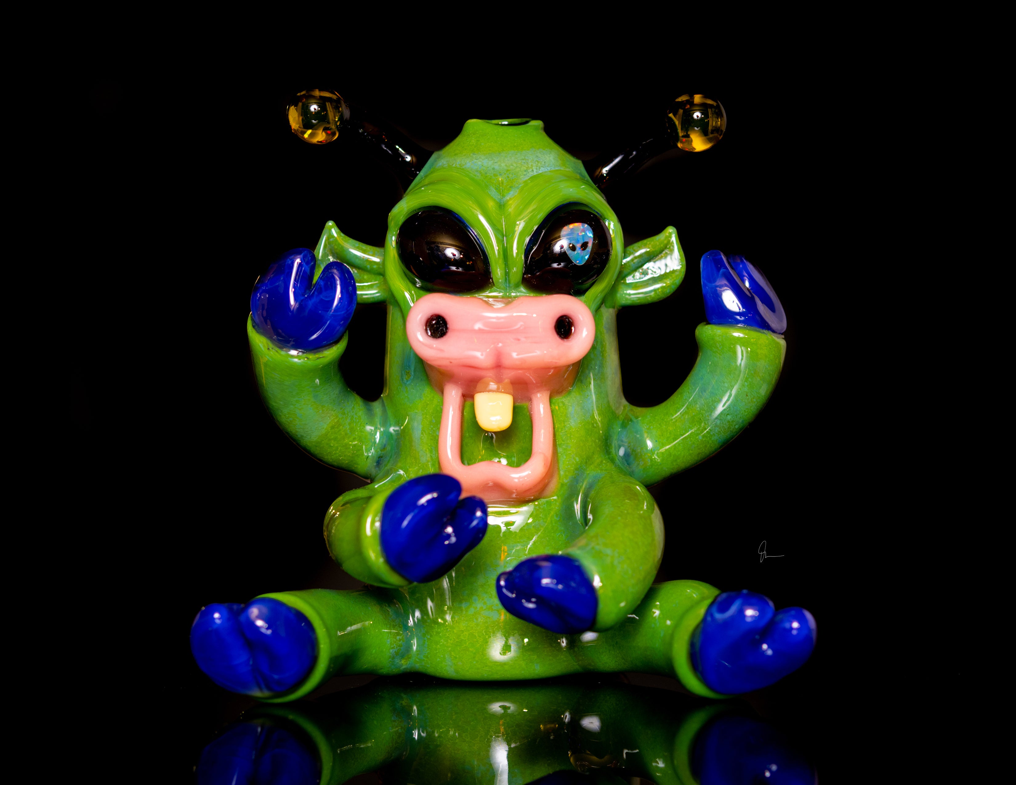 Rob Morrison X OG Ghost Alien Rig